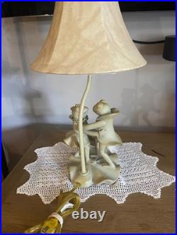 Vintage Dancing Frog Couple On Lily Pad Resin Table Lamp Original Shade 19