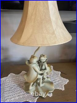 Vintage Dancing Frog Couple On Lily Pad Resin Table Lamp Original Shade 19