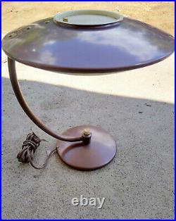 Vintage Dazor Model 2006 Saucer Shape Table Lamp MID Century Modern Atomic Age