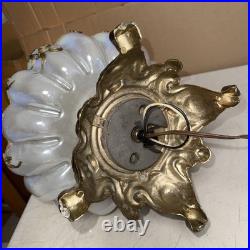 Vintage EF IDUSTRIES 1971 Opalescent Iridescent 3 way Table Lamp Rosette Onlay