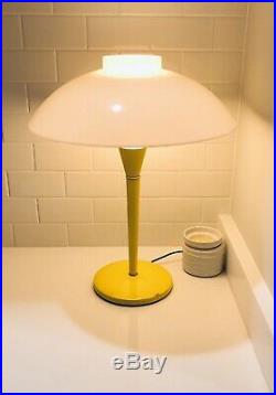 Vintage Gerald Thurston Table Lamp by Lightolier Mid-Century Modern Saucer Shade
