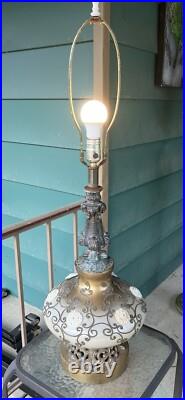 Vintage Hollywood Regency Table Lamp Ornate Unique Rams Head Horns Claws Floral