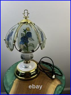 Vintage Hollywood Regency Table Lamp Segmented Curved Glass Shade 3- Way Touch