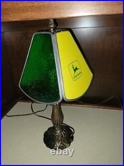 Vintage John Deere table Lamp 15 with 4 panel glass shade