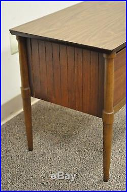 Vintage Lane Mid Century Modern Walnut & Laminate Nightstand Lamp End Side Table