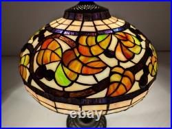 Vintage Leaded Art Glass Table Lamp Autumn Leaves Berries 17 Tall 12 Shade
