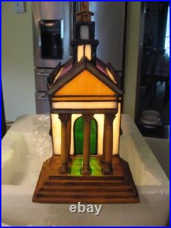 Vintage Lite Source Tiffany Stained Glass Church Table Lamp Decoration
