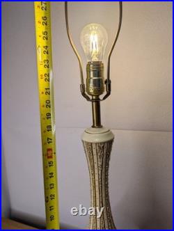 Vintage Mid Century 1960s Table Lamp Quartite Creative Corp Chalkware MCM 31