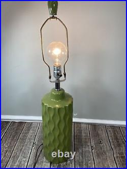 Vintage Mid Century Modern Avocado Green Pottery Ceramic Table Lamp 30 MCM