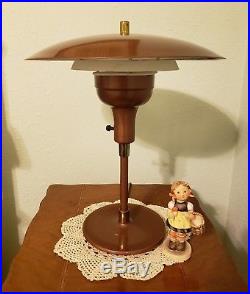 Vintage Mid-Century Modern Flying Saucer UFO Atomic Age Desk or Table Lamp