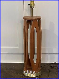Vintage Mid Century Modern MCM 27 Tall Wood Wooden Brass Table Lamp
