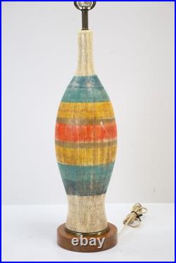 Vintage Mid Century Modern ceramic table lamp Vintage Mid Century Modern ceramic table lamp