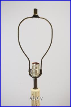Vintage Mid Century Modern ceramic table lamp
