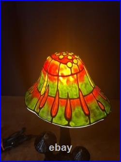 Vintage Mushroom Stained Glass Table Light Lamp Tiffany Style Vintage Mushroom Stained Glass Table Light Lamp Tiffany Style