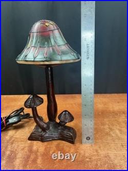 Vintage Mushroom Stained Glass Table Light Lamp Tiffany Style Vintage Mushroom Stained Glass Table Light Lamp Tiffany Style