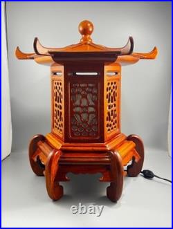Vintage Oriental Asian Wood Tower Pagoda Shape Table Lamp 17 Tall