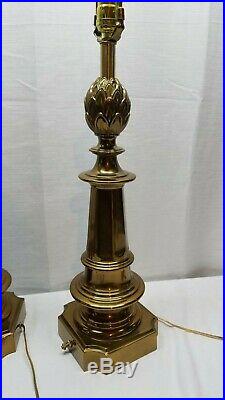 Vintage Pair of Brass Table Desk Lamp Light Hollywood Regency Metal Artichoke