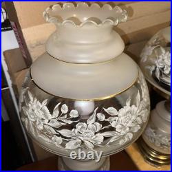 Vintage Quoizel 1978 Hurricane 3-Way Parlor Table Lamp Beige Floral 22 Tall