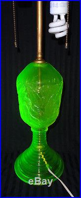Vintage Rare Vaseline Uranium Glass Electric Table Lamp 24