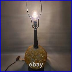 Vintage Spaghetti Table Lamp Spun Lucite Retro Globe Lighting 31 Tall