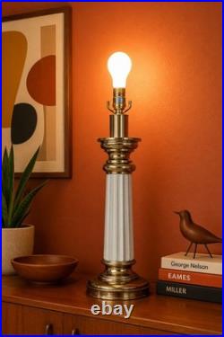 Vintage Stiffel Brass Porcelain Floral Table Lamp Hollywood Regency MCM