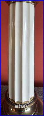 Vintage Stiffel Brass Porcelain Floral Table Lamp Hollywood Regency MCM