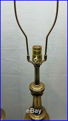 Vintage Stiffel Hollywood Regency Brass Lamps Pair Table Accent Trophy Urn Light