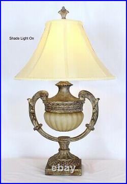 Vintage Table Lamp With Night Light 33 H