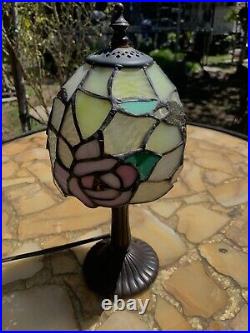 Vintage Tiffany Dragon Fly Lamp! (rare) Excelent Condition! (works)