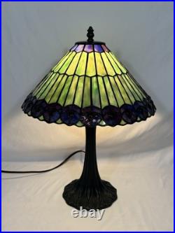 Vintage Tiffany Style Jeweled Peacock Stained Glass Table Lamp Art Nouveau Base Vintage Tiffany Style Jeweled Peacock Stained Glass Table Lamp Art Nouveau Base