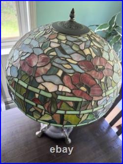 Vintage Tiffany Style Stained Glass Oreintal Poppy Table Lamp