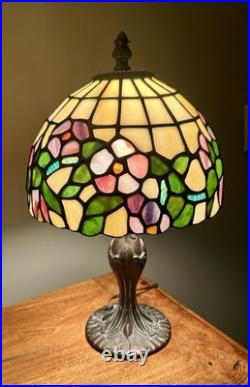 Vintage Tiffany Style Stained-Glass Table Lamp