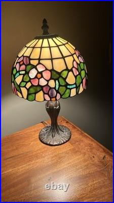 Vintage Tiffany Style Stained-Glass Table Lamp
