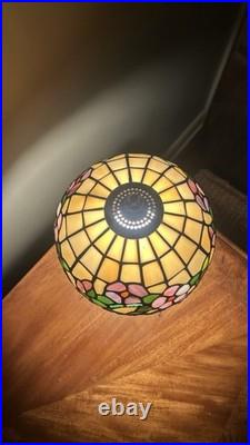 Vintage Tiffany Style Stained-Glass Table Lamp