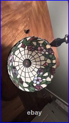 Vintage Tiffany Style Stained-Glass Table Lamp