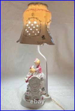 Vintage Victorian Ceramic Figurine TeaTable Lamp, Floral White/Pink Glossy, Bell Vintage Victorian Ceramic Figurine TeaTable Lamp, Floral White/Pink Glossy, Bell