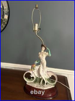 Vintage Victorian Ok Collection Table Lamp