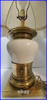 Vintage Victorian table lamp dome shape 29. Works