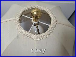 Vintage Victorian table lamp dome shape 29. Works