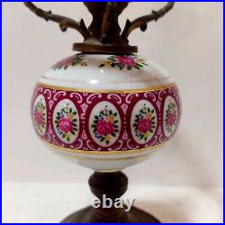 Vintage White Ceramic Floral Design Table Lamp Brass Antique Copper Base