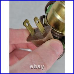 Vintage White Porcelain Cockatoo Parrot Table Lamp Brass Base Hollywood Regency