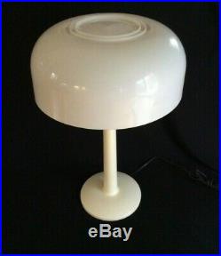 Vintage mid-century Gerald Thurston Lightolier Mushroom Acrylic Table Lamp