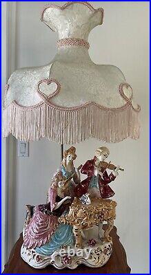 Vintage table lamp Capodimonte Italy with shade