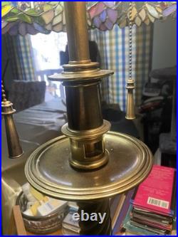 Vintage tiffany style table lamp Very Pretty &big Vintage tiffany style table lamp Very Pretty &big