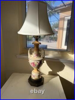Vntg Urn Style Hand Painted Porcelain Floral Table Lamp Without Shade Vntg Urn Style Hand Painted Porcelain Floral Table Lamp Without Shade