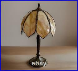 Vtg Meyda Tiffany Style Table Lamp Art Nouveau Yellow Slag Glass Shade Vtg Meyda Tiffany Style Table Lamp Art Nouveau Yellow Slag Glass Shade