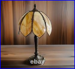 Vtg Meyda Tiffany Style Table Lamp Art Nouveau Yellow Slag Glass Shade Vtg Meyda Tiffany Style Table Lamp Art Nouveau Yellow Slag Glass Shade