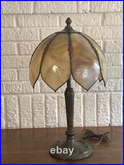 Vtg Meyda Tiffany Style Table Lamp Art Nouveau Yellow Slag Glass Shade Vtg Meyda Tiffany Style Table Lamp Art Nouveau Yellow Slag Glass Shade