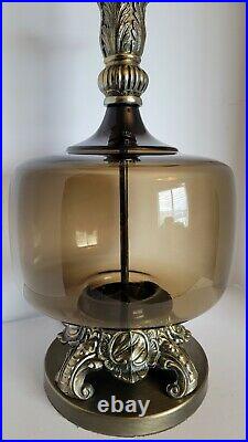 Vtg Mid Century Hollywood Regency Smoke Glass Drum & Brass Table Lamp 31