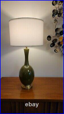 Vtg Mid Century Modern Avocado Green Glaze Ceramic Genie Bottle Lamp